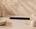 Briquet électrique USB rechargeable Maison Charlee pour bougie sablée, accessoire premium noir mat rechargeable.